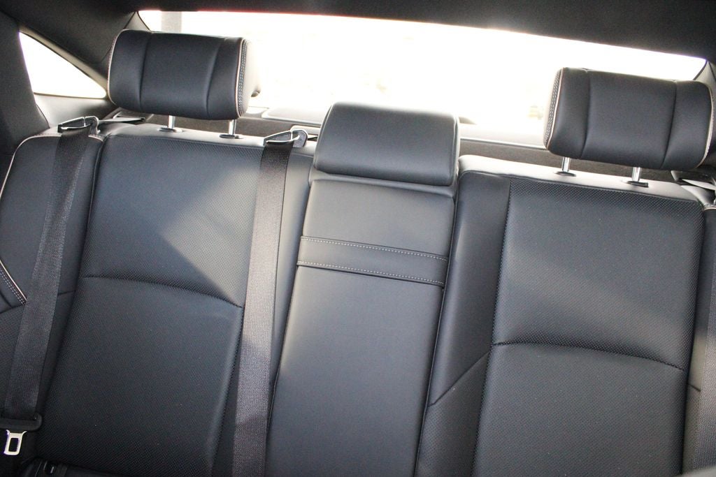 2025 Toyota CROWN Platinum