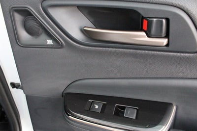 2025 Toyota CROWN Platinum