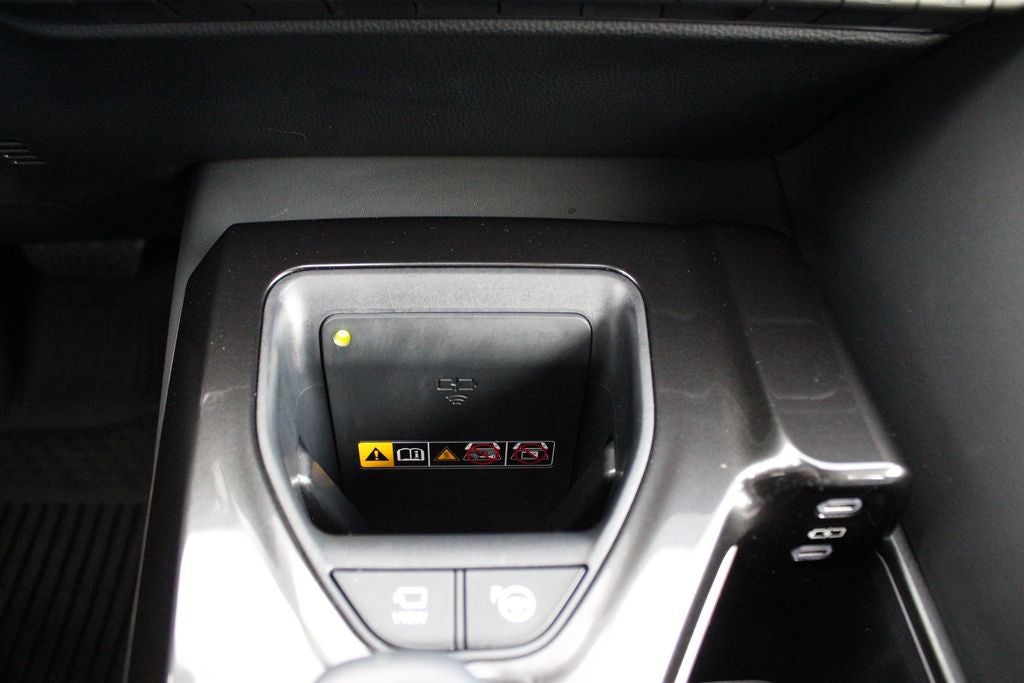 2025 Toyota CROWN Platinum