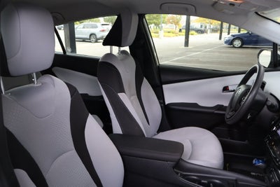 2020 Toyota Prius LE AWD-e