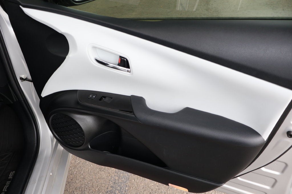 2020 Toyota Prius LE AWD-e