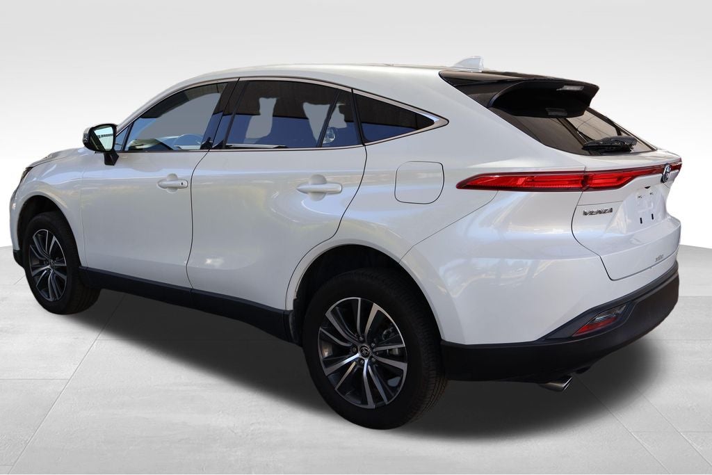 2023 Toyota Venza LE