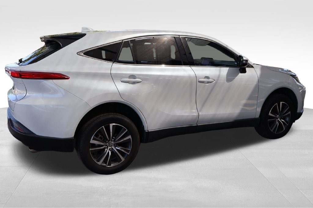 2023 Toyota Venza LE