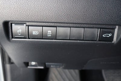2023 Toyota Venza LE