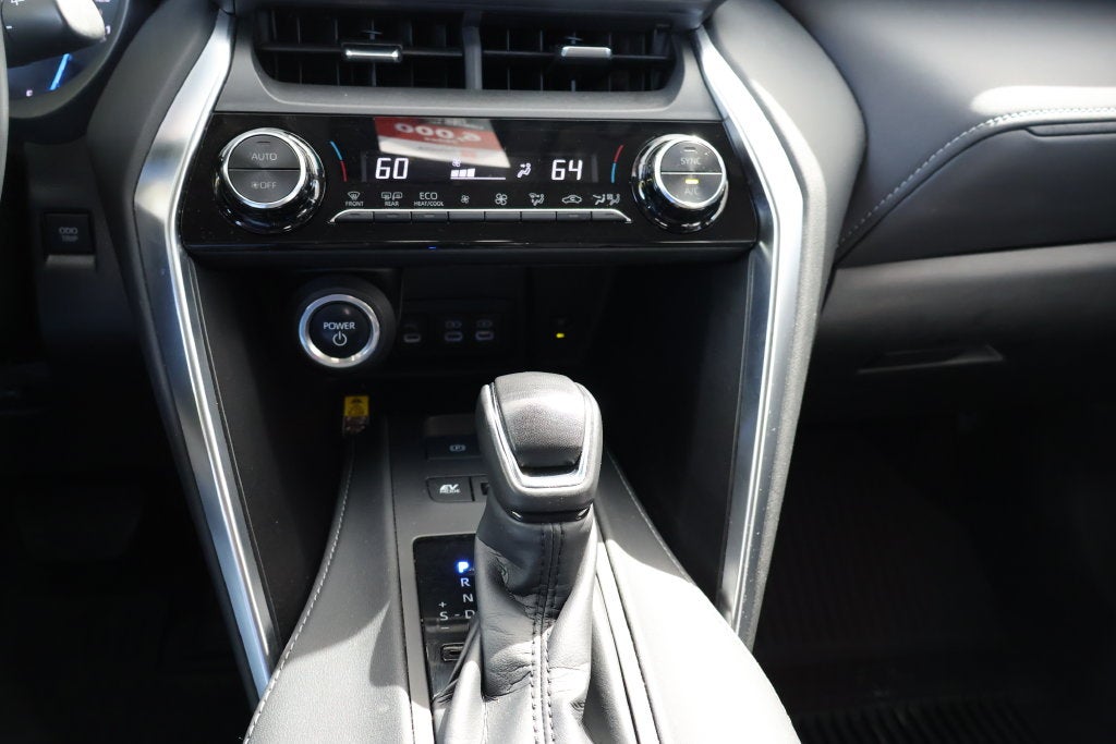 2023 Toyota Venza LE