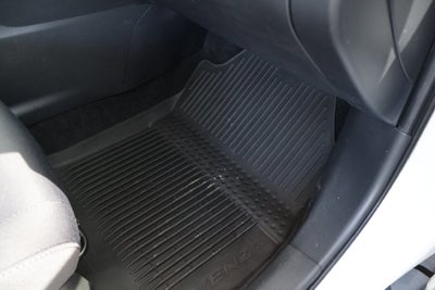 2023 Toyota Venza LE