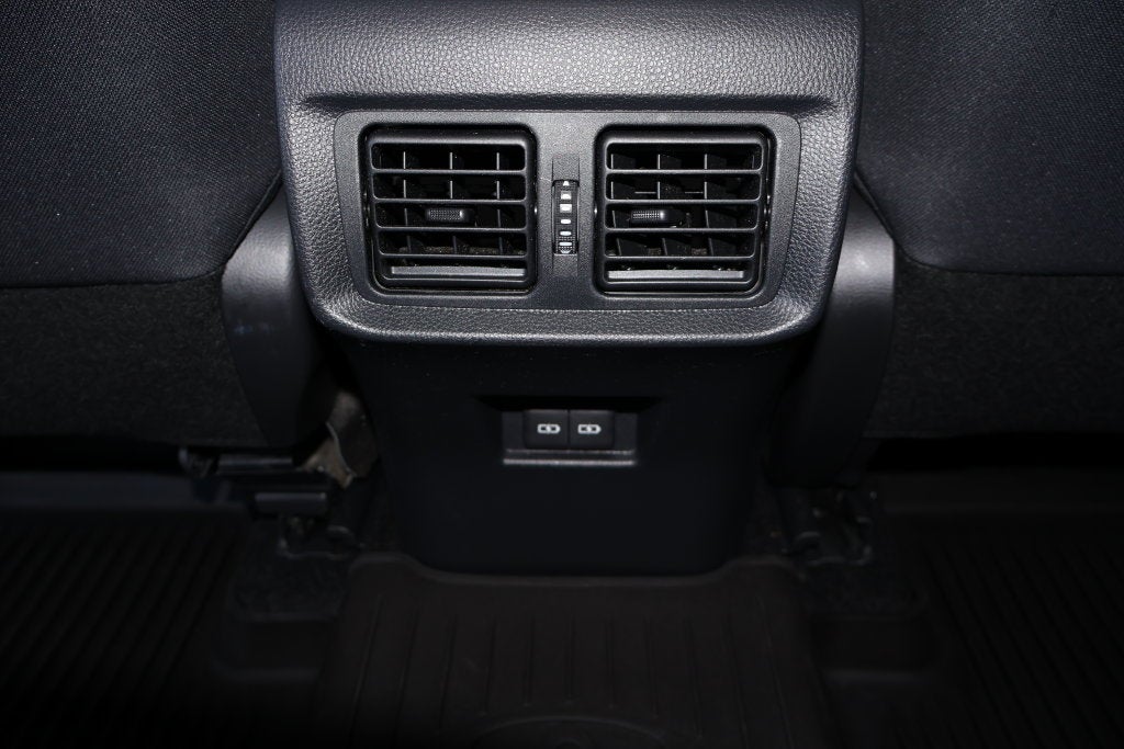 2023 Toyota Venza LE