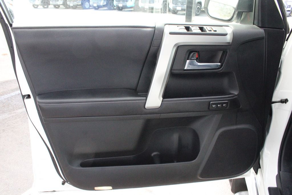 2017 Toyota 4RUNNER Limited