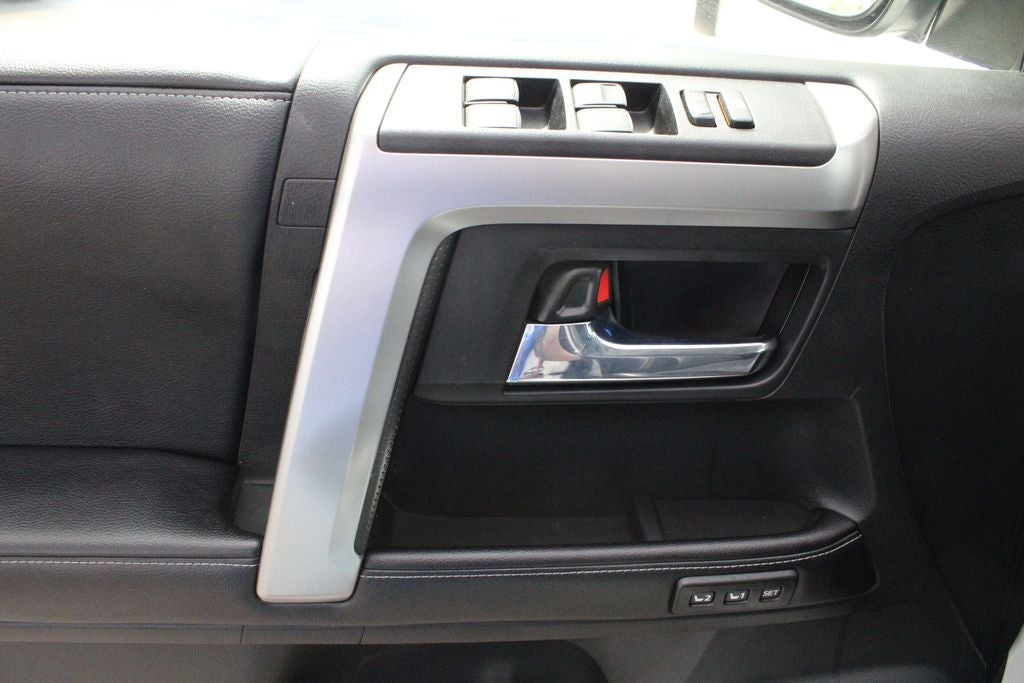 2017 Toyota 4RUNNER Limited