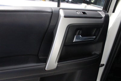 2017 Toyota 4RUNNER Limited