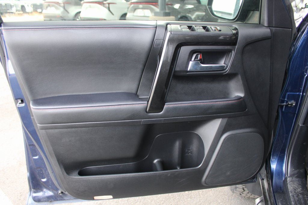 2020 Toyota 4RUNNER TRD Off-Road