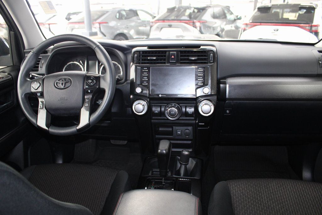 2020 Toyota 4RUNNER TRD Off-Road