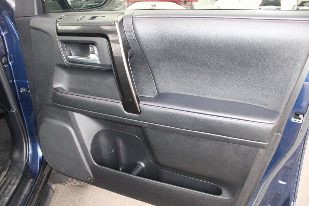 2020 Toyota 4RUNNER TRD Off-Road