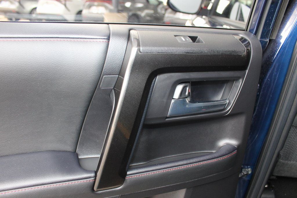 2020 Toyota 4RUNNER TRD Off-Road