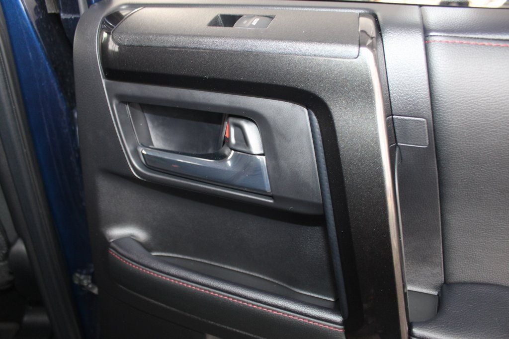 2020 Toyota 4RUNNER TRD Off-Road