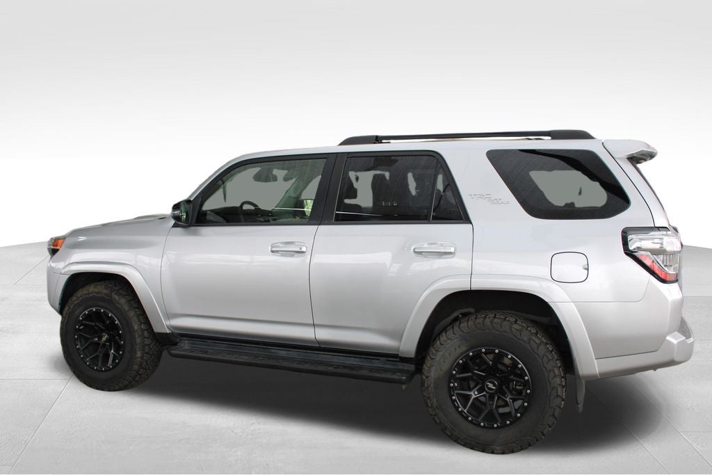 2020 Toyota 4RUNNER TRD Off-Road