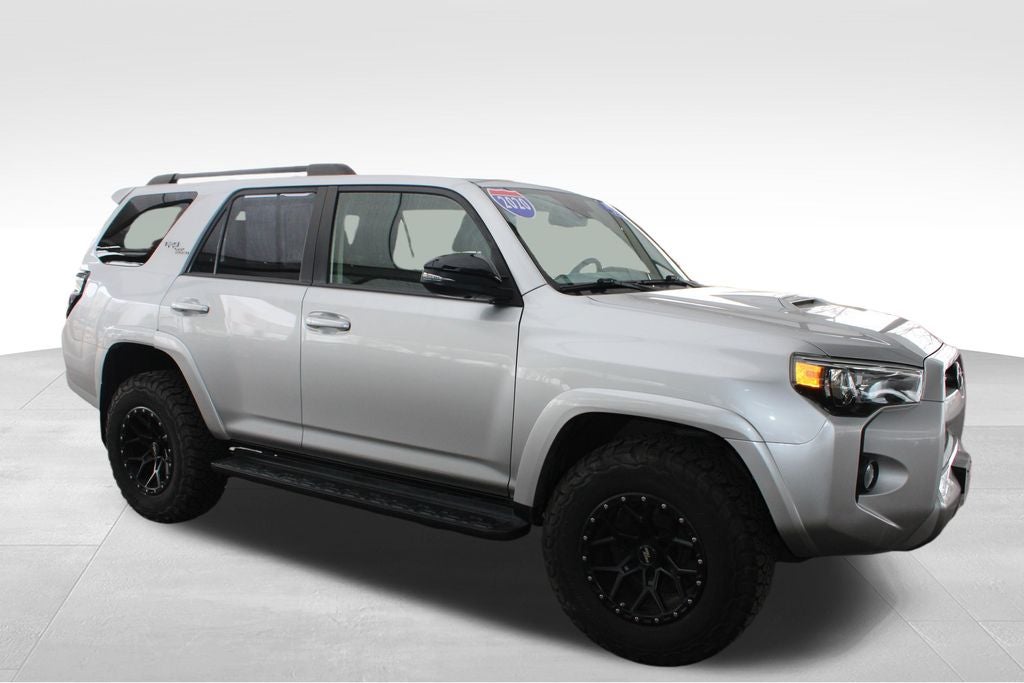 2020 Toyota 4RUNNER TRD Off-Road