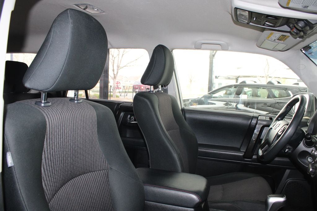 2020 Toyota 4RUNNER TRD Off-Road