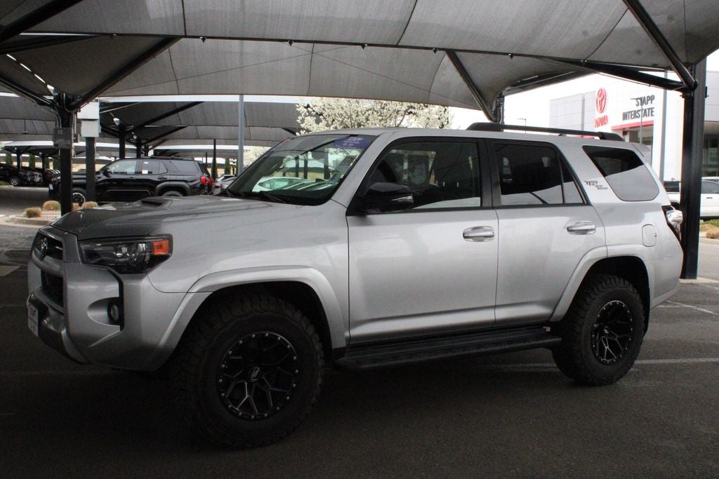 2020 Toyota 4RUNNER TRD Off-Road