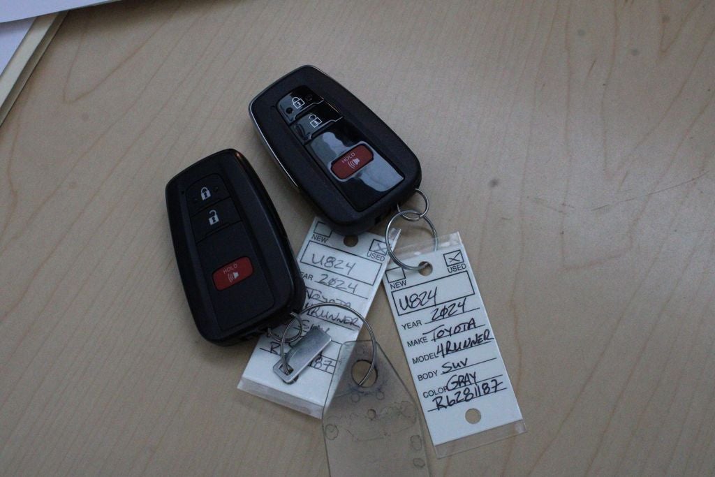 2024 Toyota 4RUNNER SR5