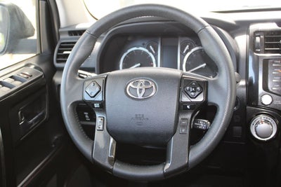 2024 Toyota 4RUNNER TRD Off-Road