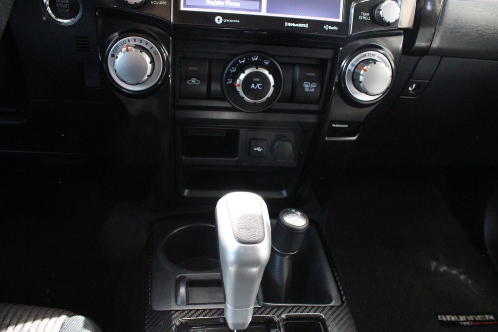 2024 Toyota 4RUNNER TRD Off-Road