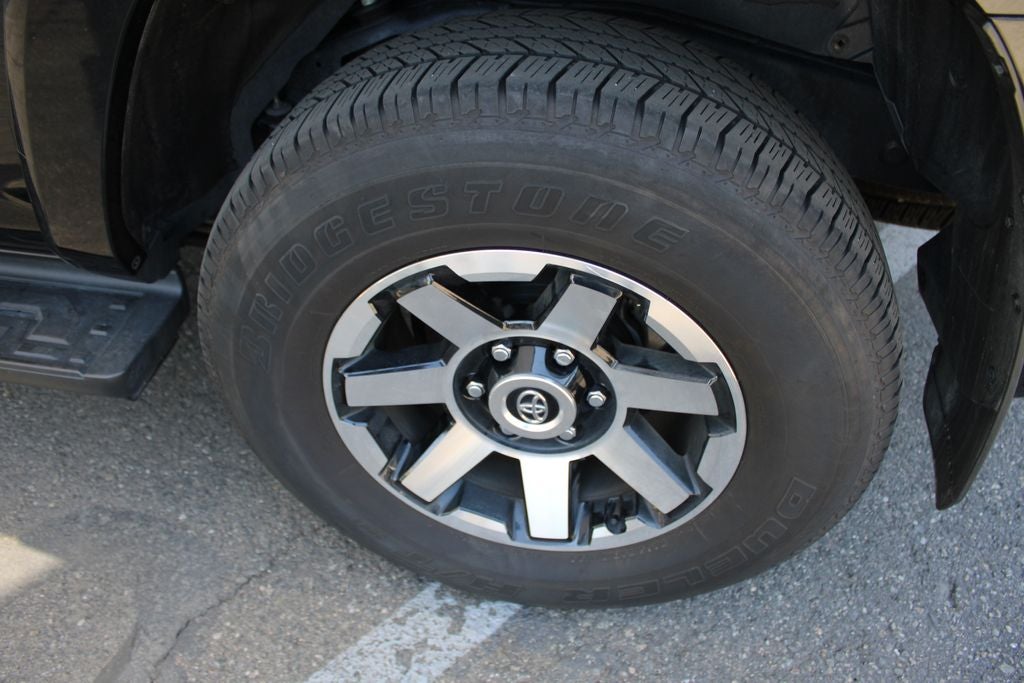 2024 Toyota 4RUNNER TRD Off-Road