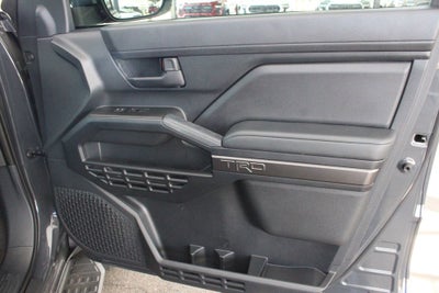 2025 Toyota 4RUNNER HYBRID TRD Off Road