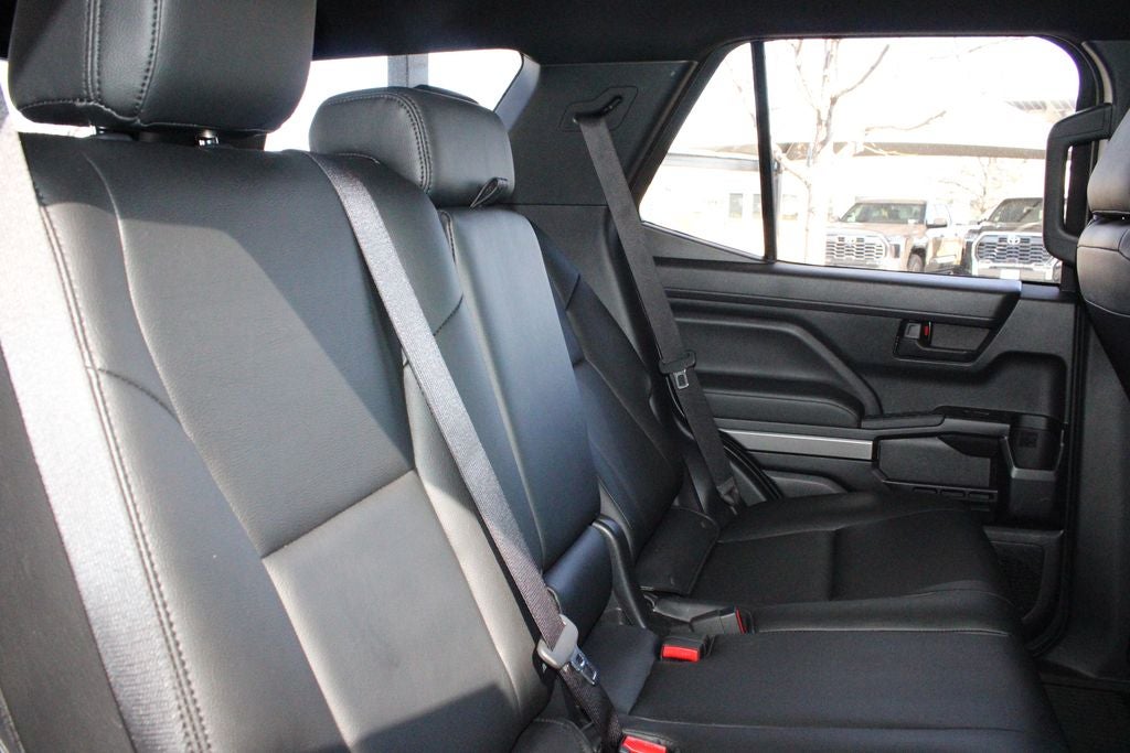 2025 Toyota 4RUNNER HYBRID TRD Off Road