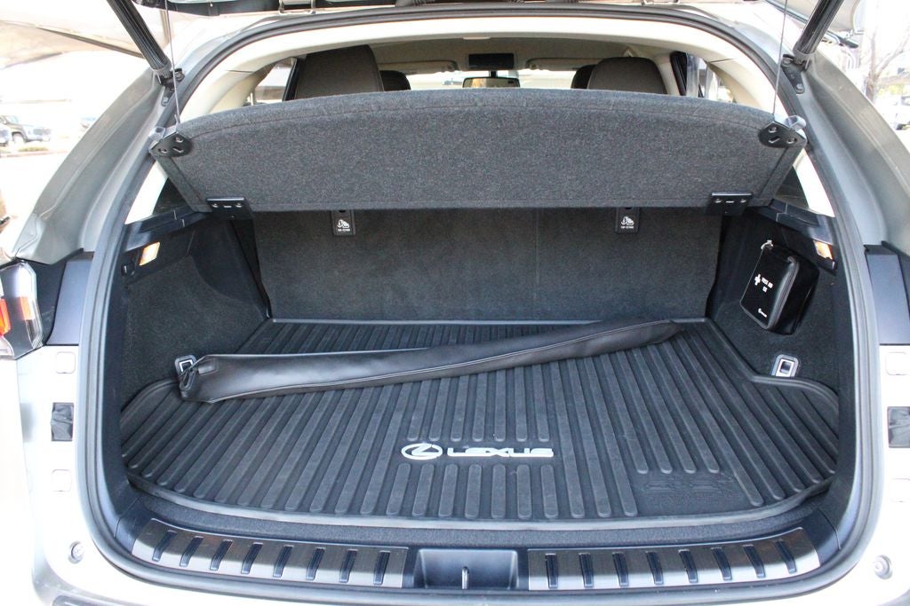 2017 Lexus NX 200t 200t