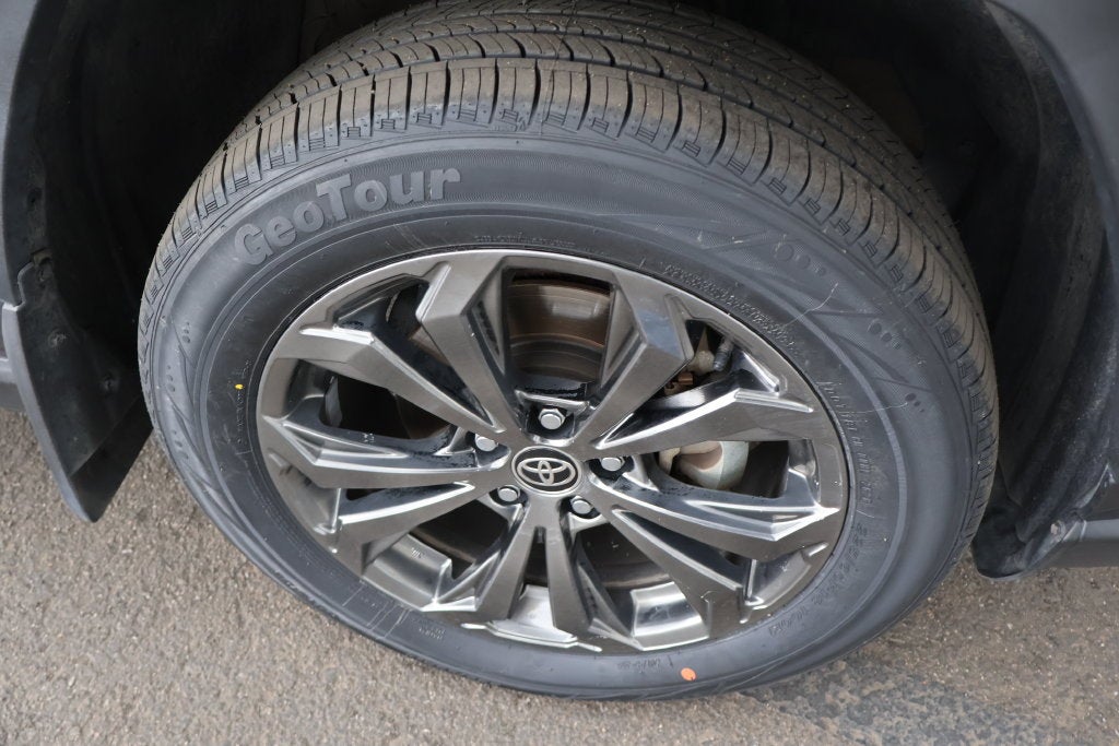 2023 Toyota RAV4 Hybrid XLE Premium