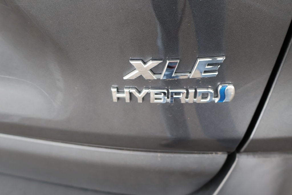 2023 Toyota RAV4 Hybrid XLE Premium