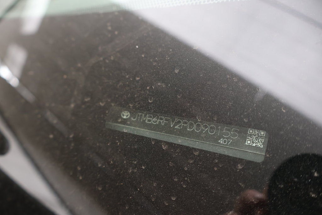 2023 Toyota RAV4 Hybrid XLE Premium