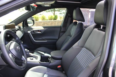 2025 Toyota RAV4 HYBRID XSE
