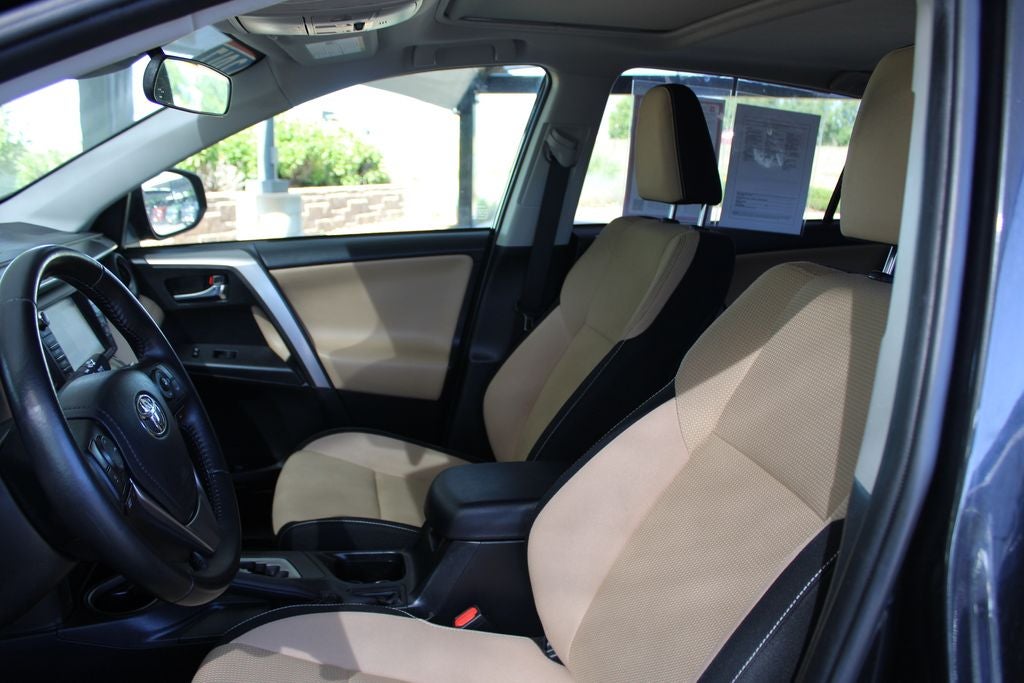 2017 Toyota RAV4 Hybrid XLE