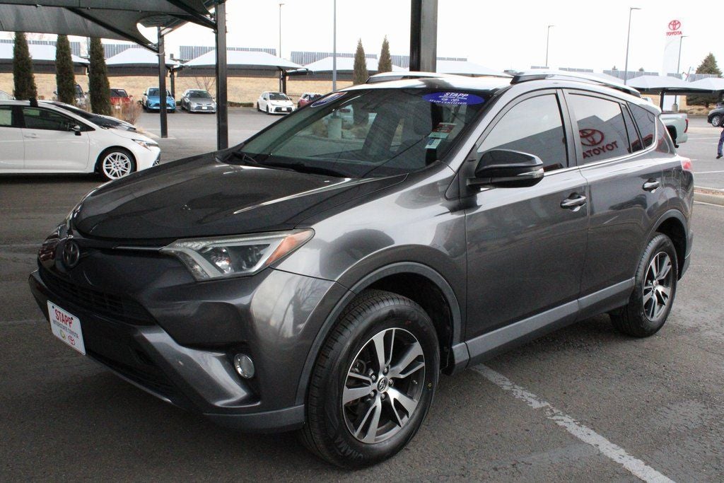 2017 Toyota RAV4 XLE