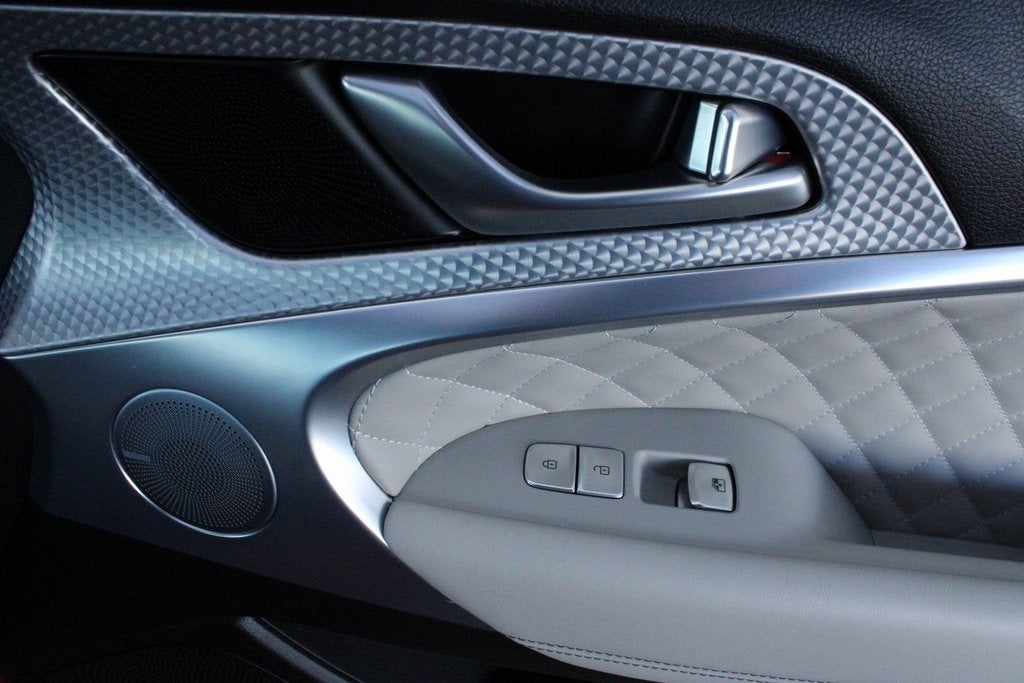 2022 Genesis G70 3.3T