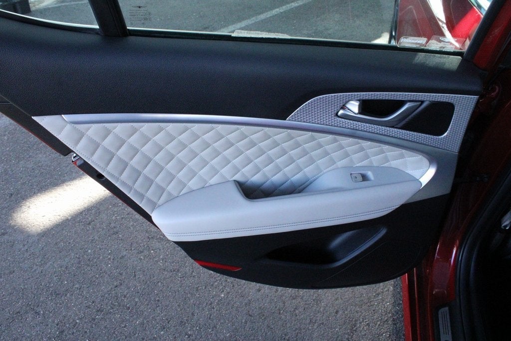 2022 Genesis G70 3.3T