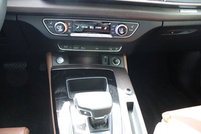 2023 Audi Q5 45 S line Premium quattro