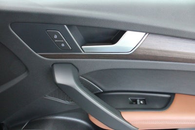 2023 Audi Q5 45 S line Premium quattro