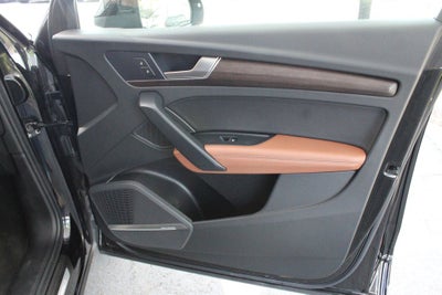 2023 Audi Q5 45 S line Premium quattro