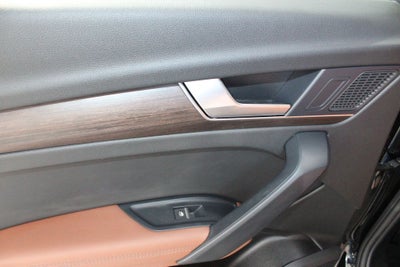 2023 Audi Q5 45 S line Premium quattro
