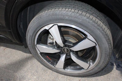 2023 Audi Q5 45 S line Premium quattro