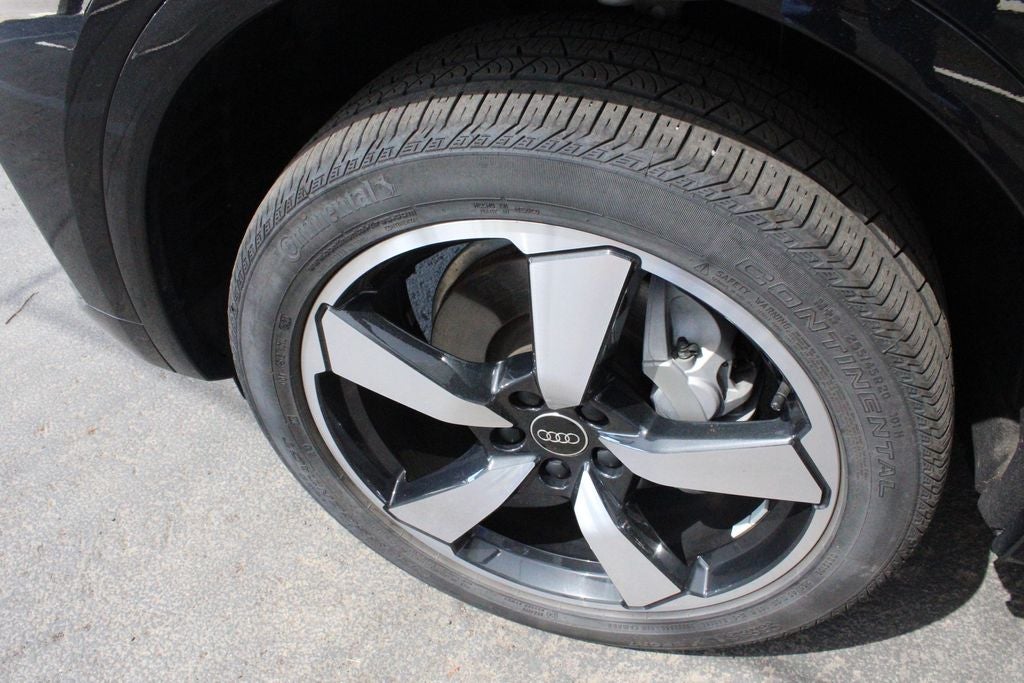 2023 Audi Q5 45 S line Premium quattro