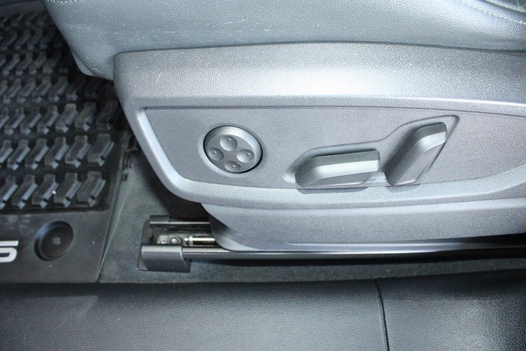 2022 Audi Q5 45 S line Premium Plus quattro