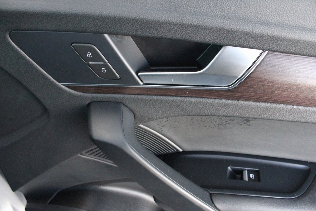 2022 Audi Q5 45 S line Premium Plus quattro