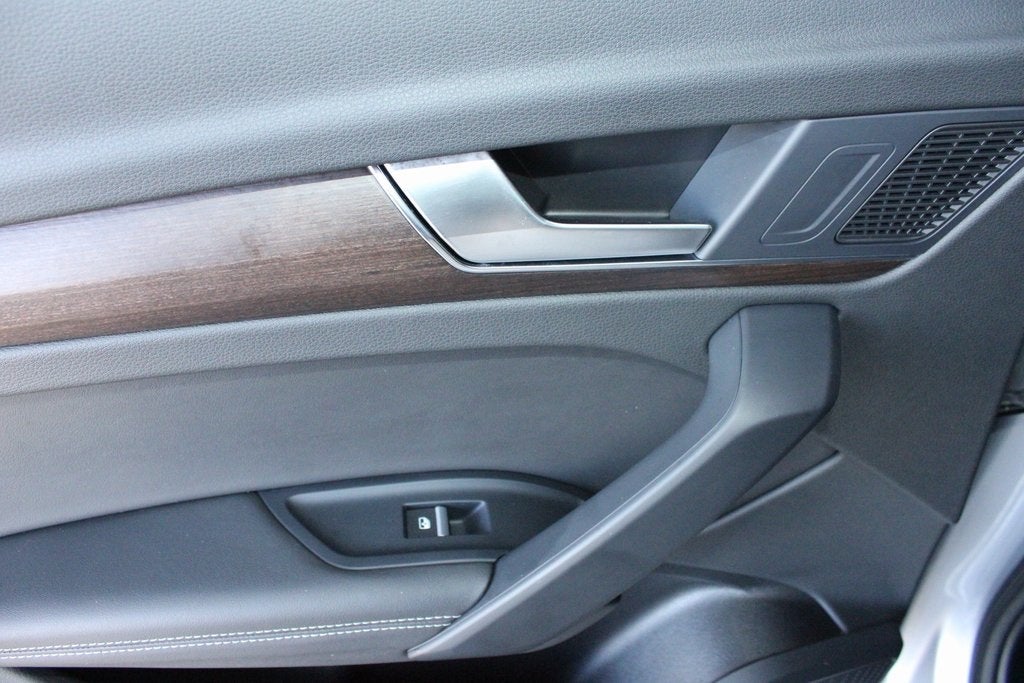 2022 Audi Q5 45 S line Premium Plus quattro