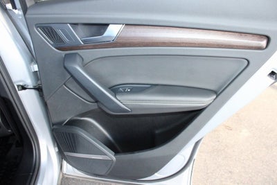 2022 Audi Q5 45 S line Premium Plus quattro