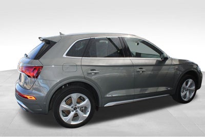 2024 Audi Q5 45 S line Premium quattro