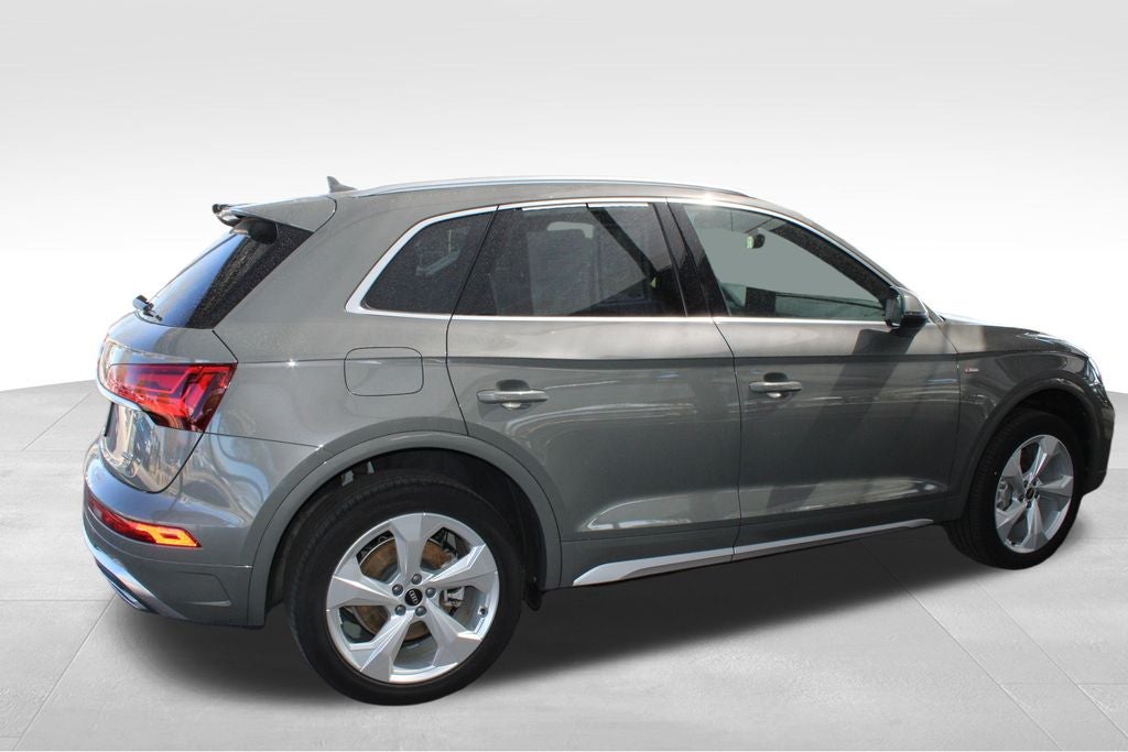 2024 Audi Q5 45 S line Premium quattro